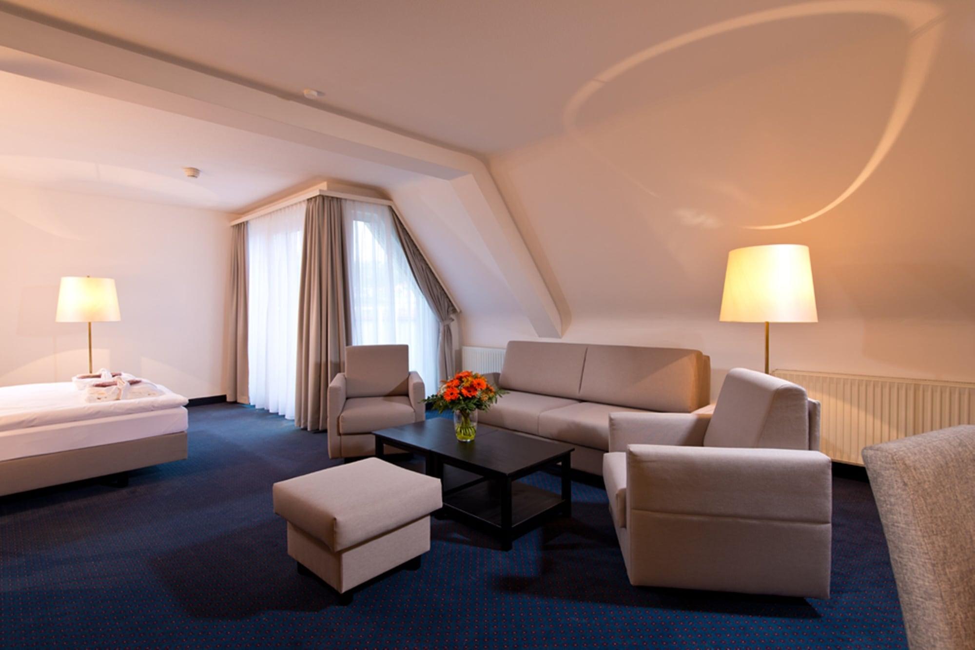 Achat Hotel Neustadt an der Weinstraße מראה חיצוני תמונה