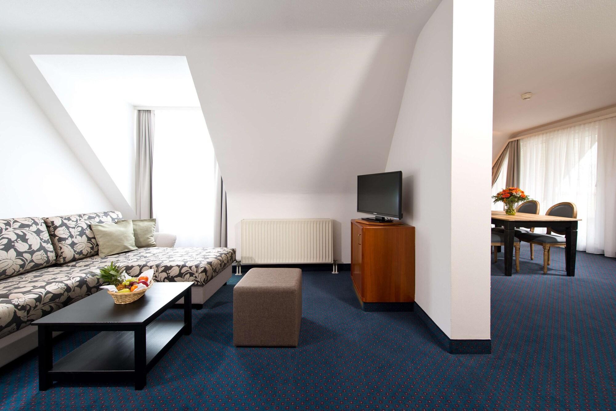 Achat Hotel Neustadt an der Weinstraße מראה חיצוני תמונה